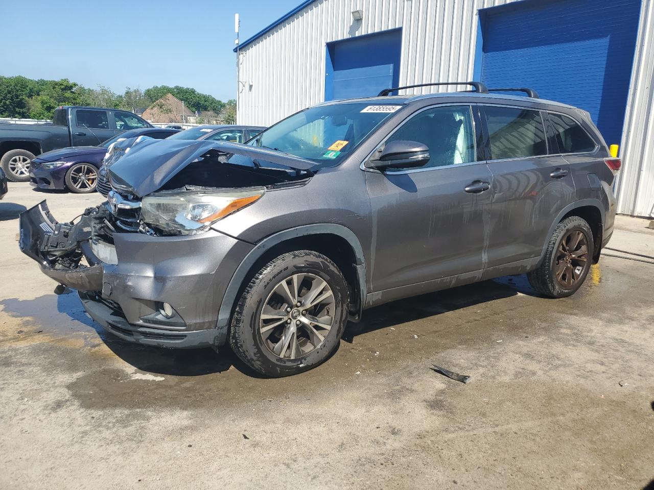 TOYOTA HIGHLANDER XLE
