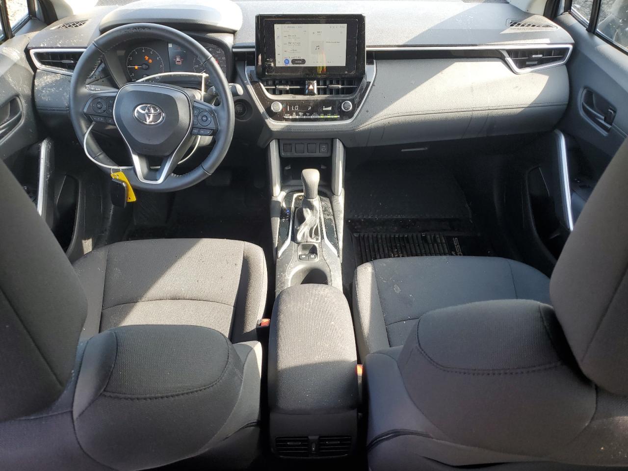 TOYOTA COROLLA CROSS LE