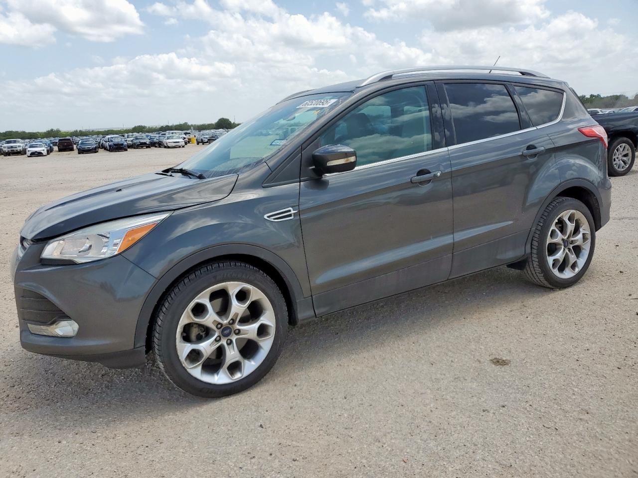FORD ESCAPE TITANIUM