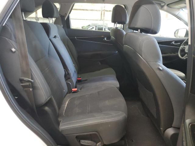 2017 KIA SORENTO LX 5XYPGDA59HG203762