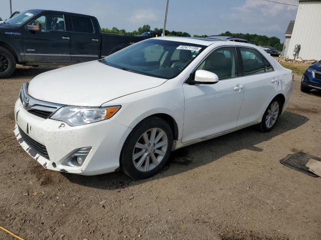 TOYOTA CAMRY BASE