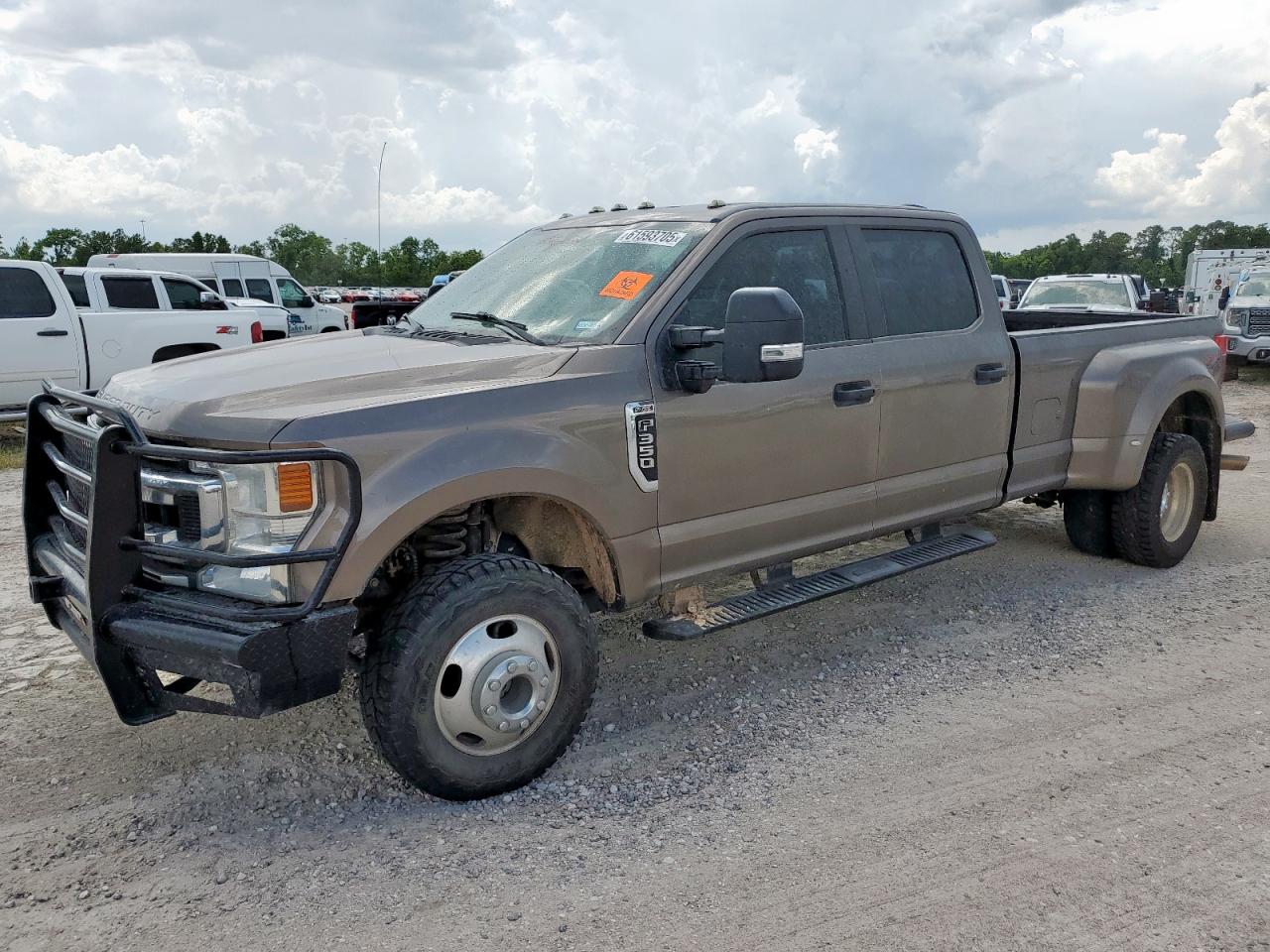 FORD F-350 SUPER DUTY