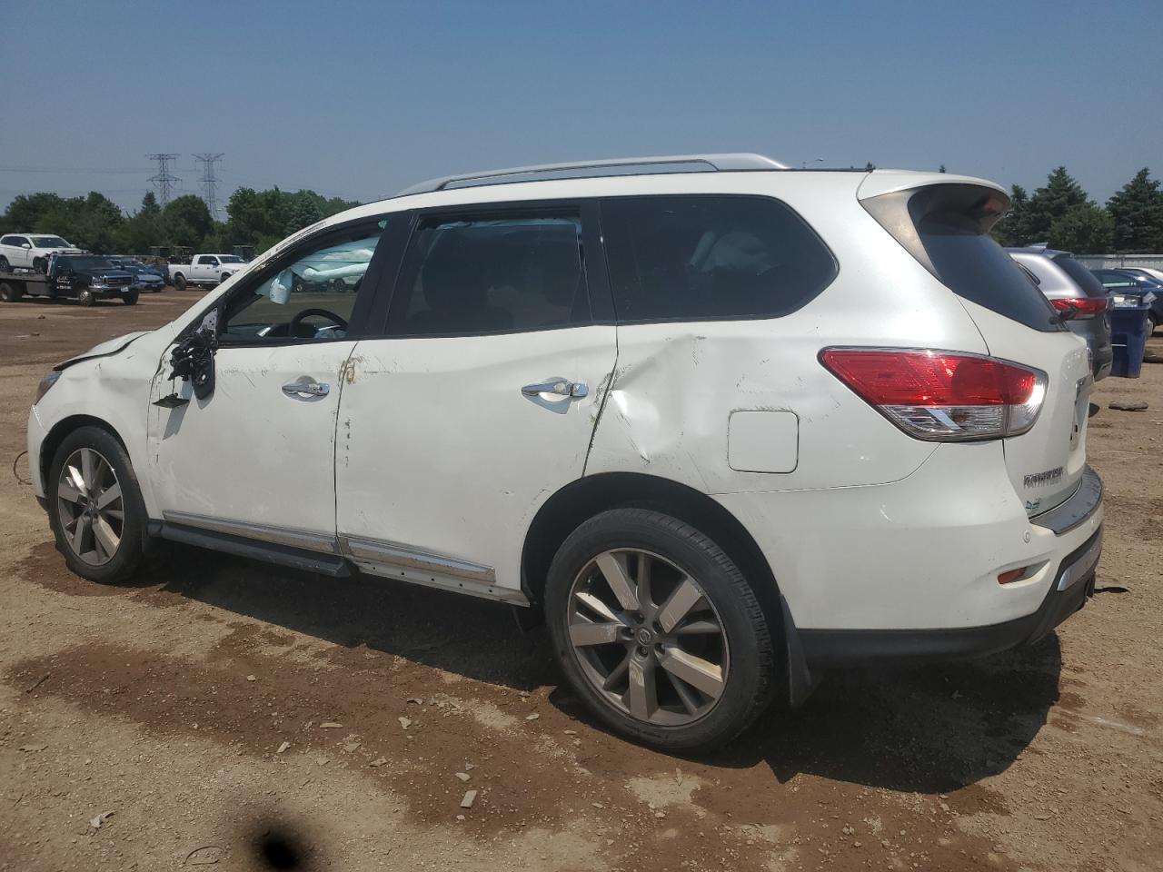 Nissan Pathfinder 2015