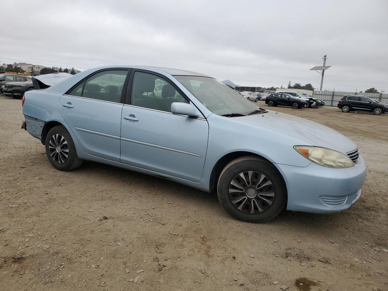 Toyota Camry le 2005
