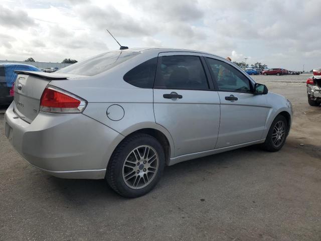 Vin: 1fahp3fn4aw261008, lot: 60795645, ford focus se 20103