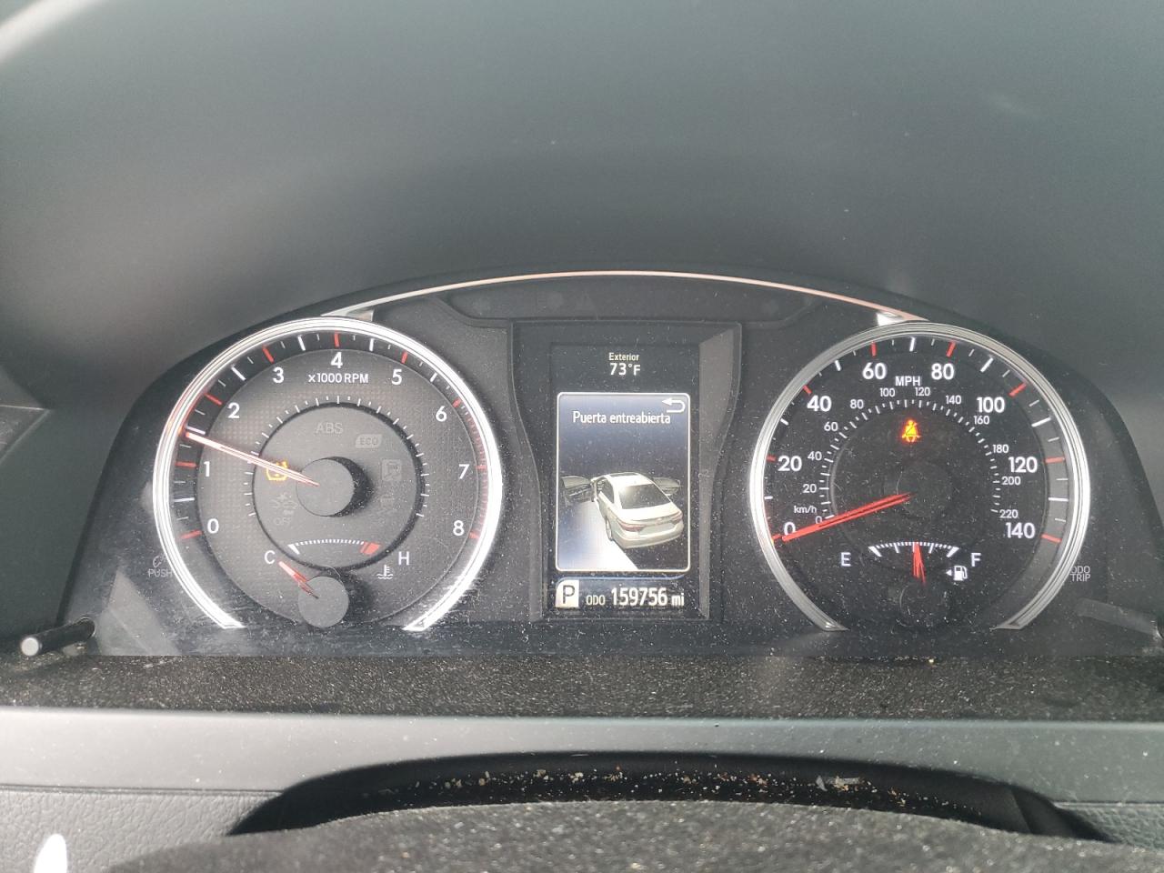 Toyota Camry le 2017