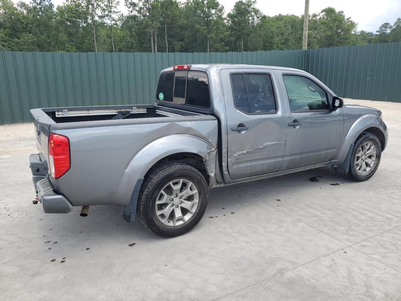NISSAN FRONTIER S