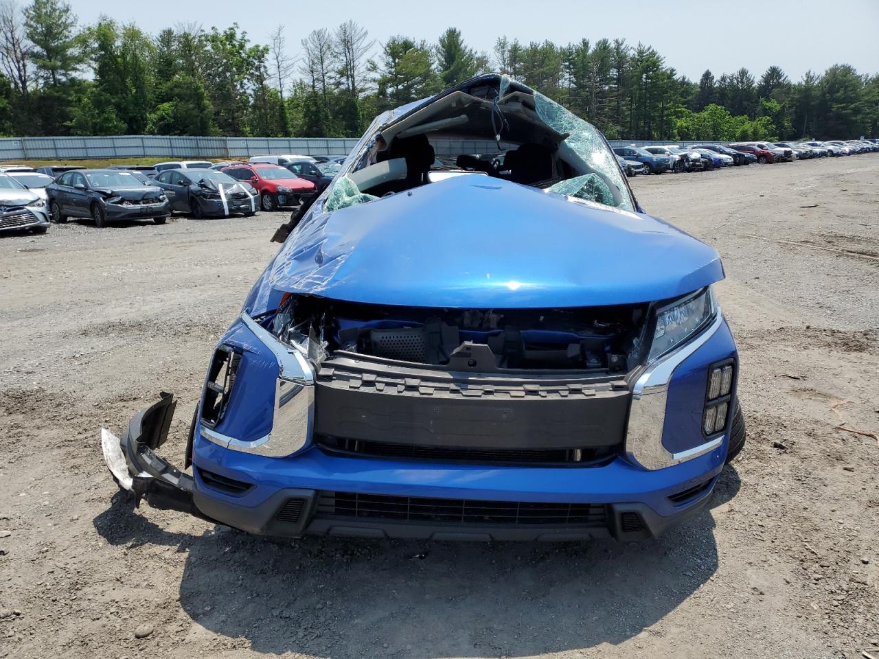 MITSUBISHI OUTLANDER SE