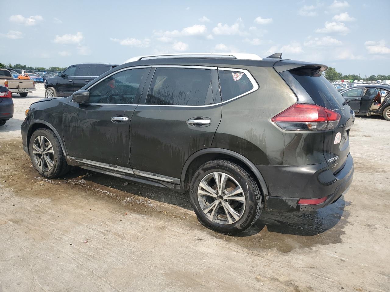 NISSAN ROGUE S