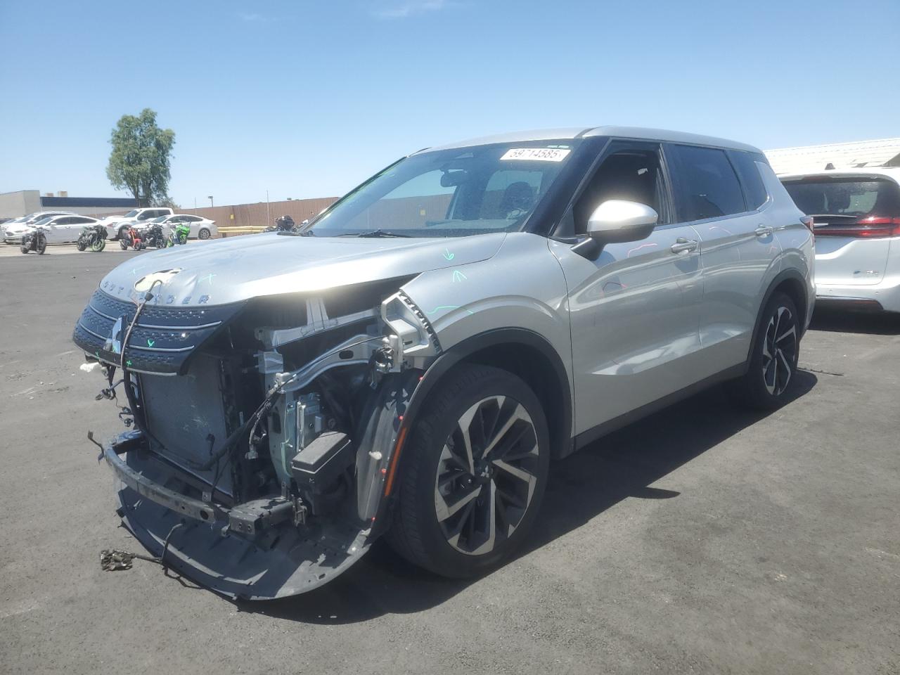 MITSUBISHI OUTLANDER ES