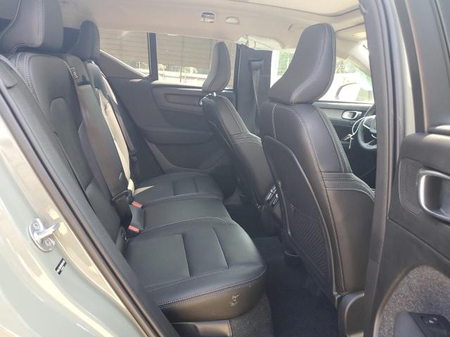 2025 VOLVO XC40 PLUS YV4L12UE9S2601455