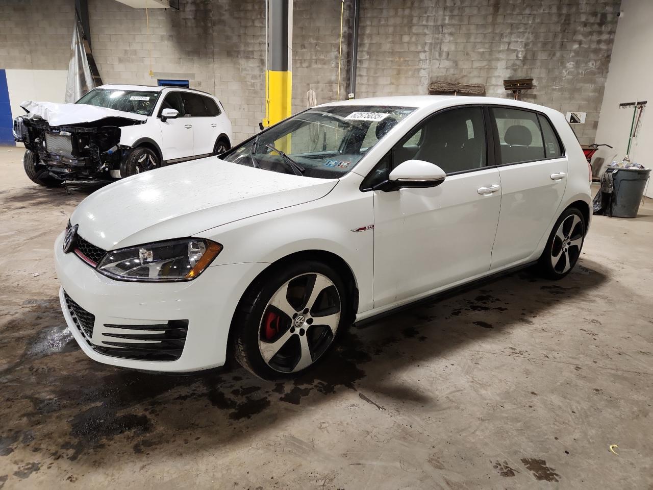 VOLKSWAGEN GOLF GTI S