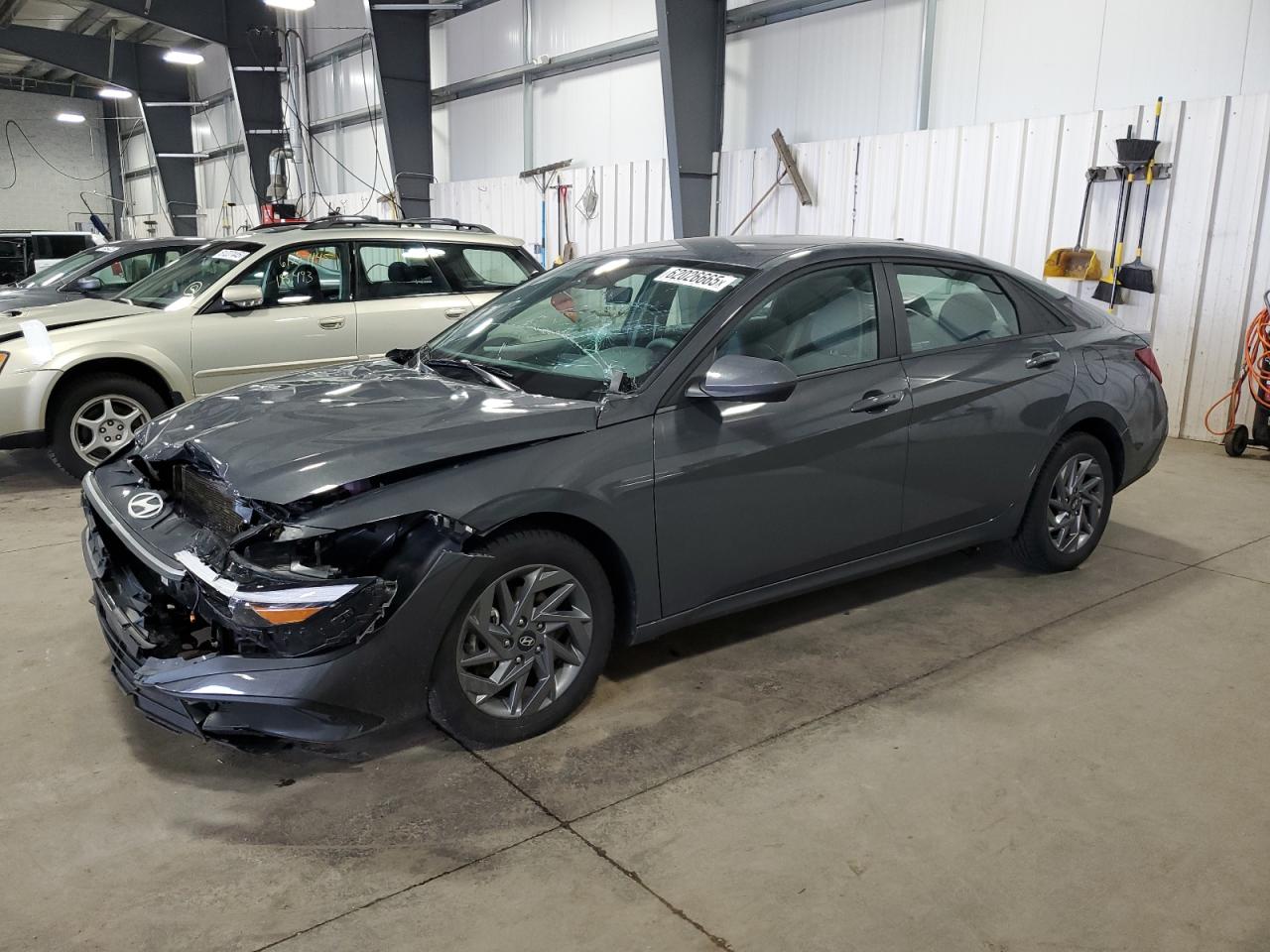 HYUNDAI ELANTRA BLUE