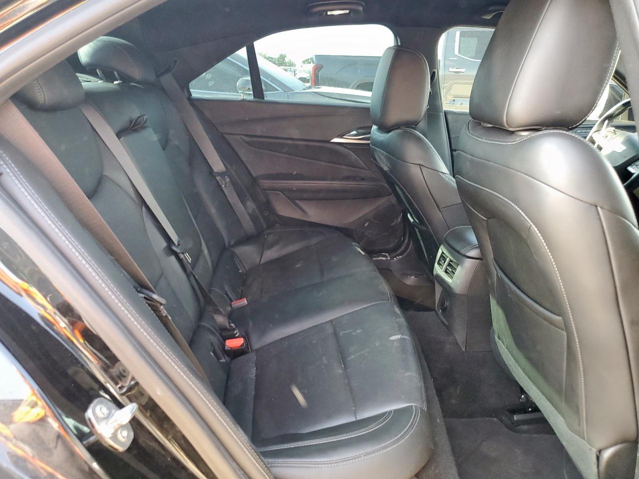 CADILLAC CT4 PREMIUM LUXURY