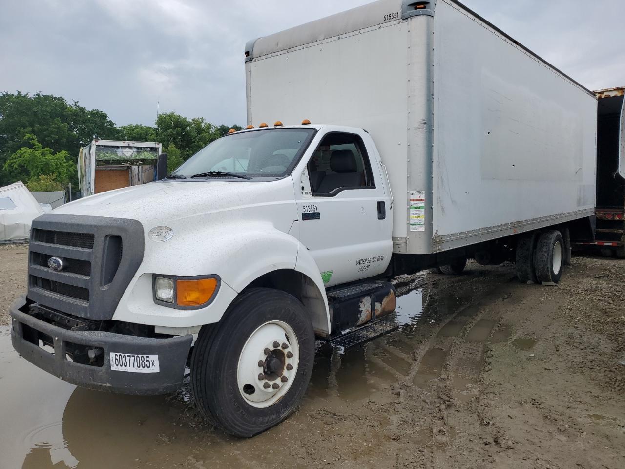FORD F-750 SUPER DUTY