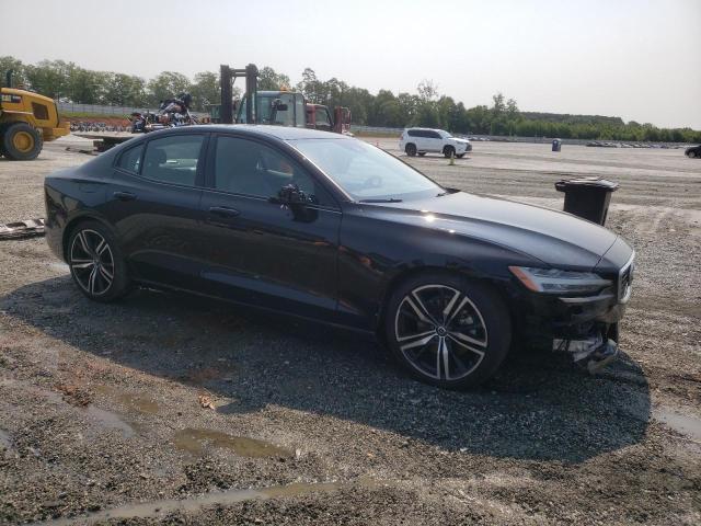 2019 VOLVO S60 T5 R-D 7JR102FM8KG007283