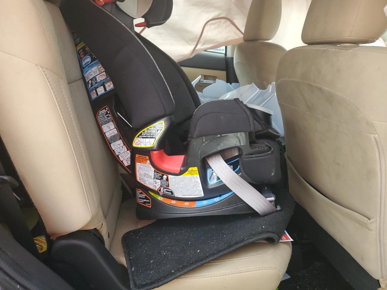 MITSUBISHI OUTLANDER ES