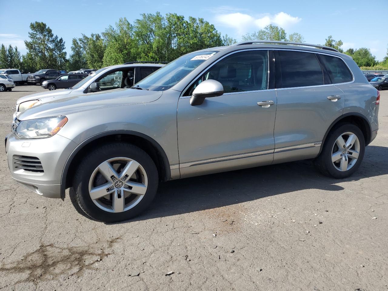VOLKSWAGEN TOUAREG HYBRID