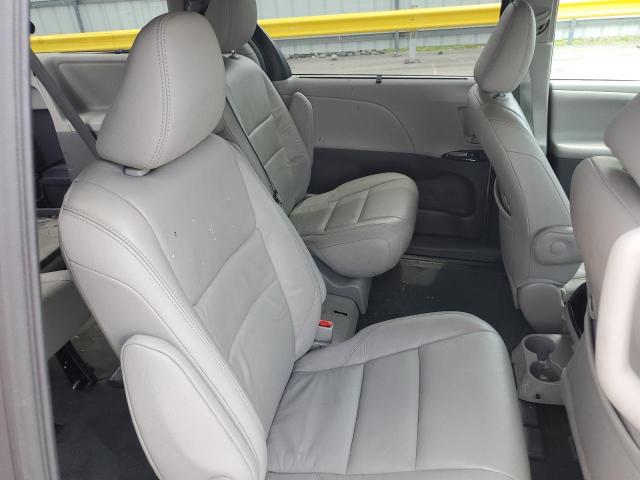 2016 TOYOTA SIENNA XLE - 5TDYK3DC6GS740193