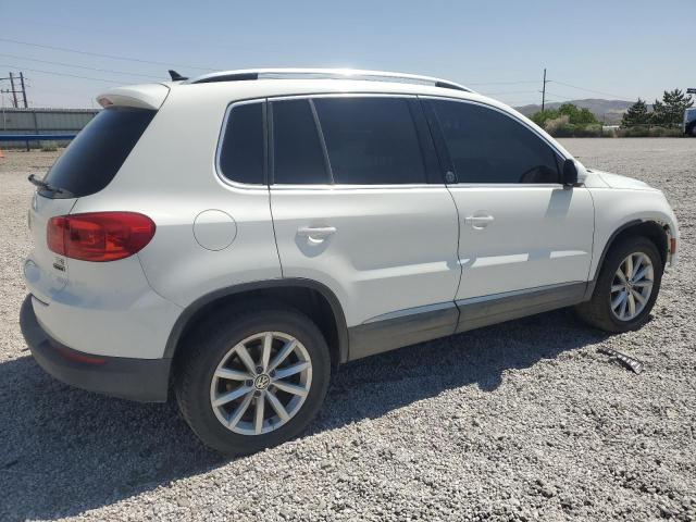 2017 VOLKSWAGEN TIGUAN WOL WVGSV7AX6HW503373