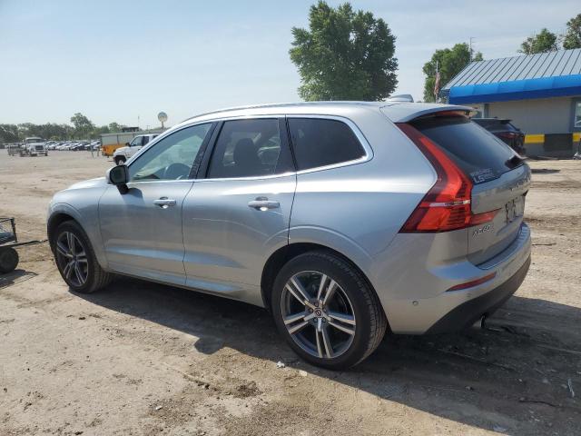 2018 VOLVO XC60 T5 MO YV4102RK6J1065884