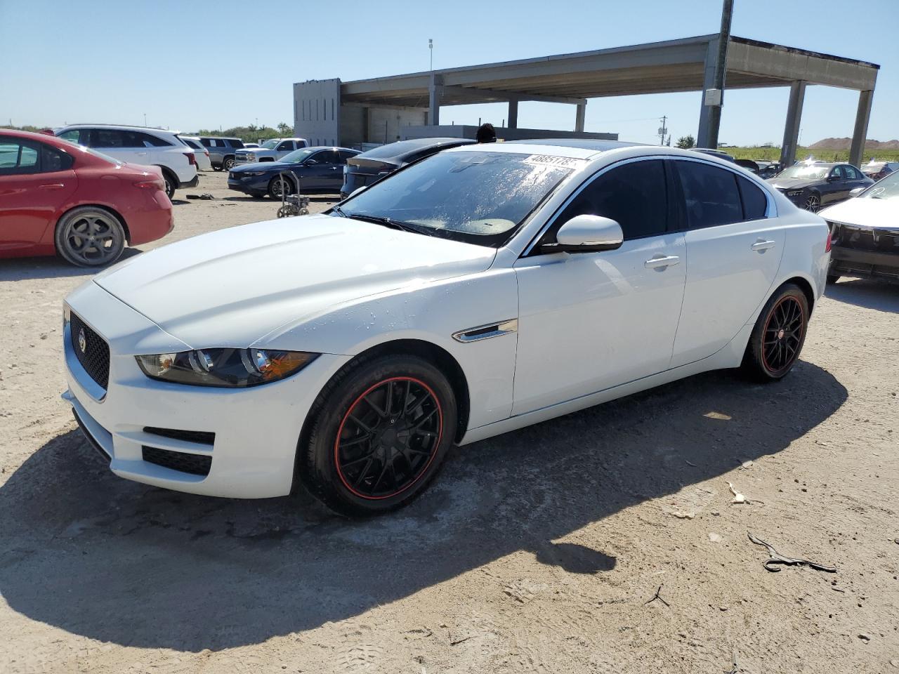 JAGUAR XE