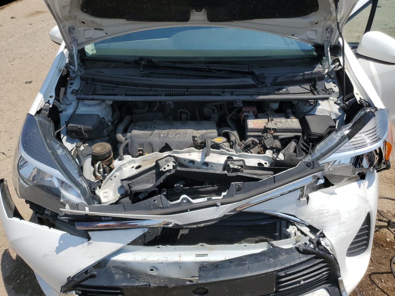 Toyota Yaris 2015