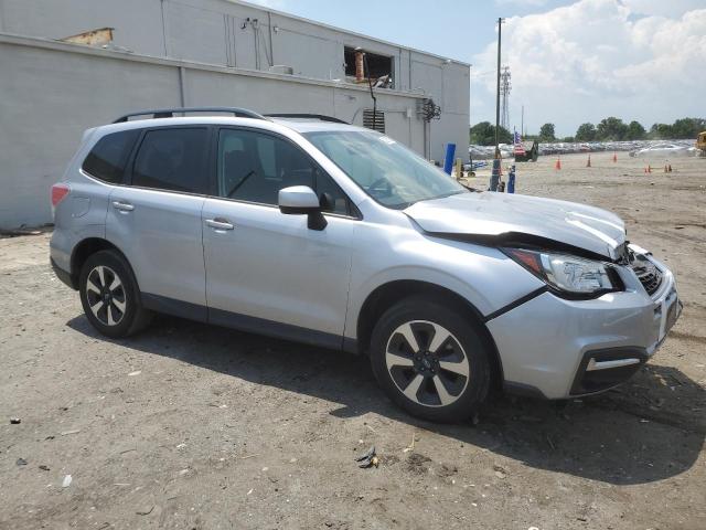 Vin: jf2sjaecxhh401861, lot: 62258555, subaru forester 2.5i premium 20174