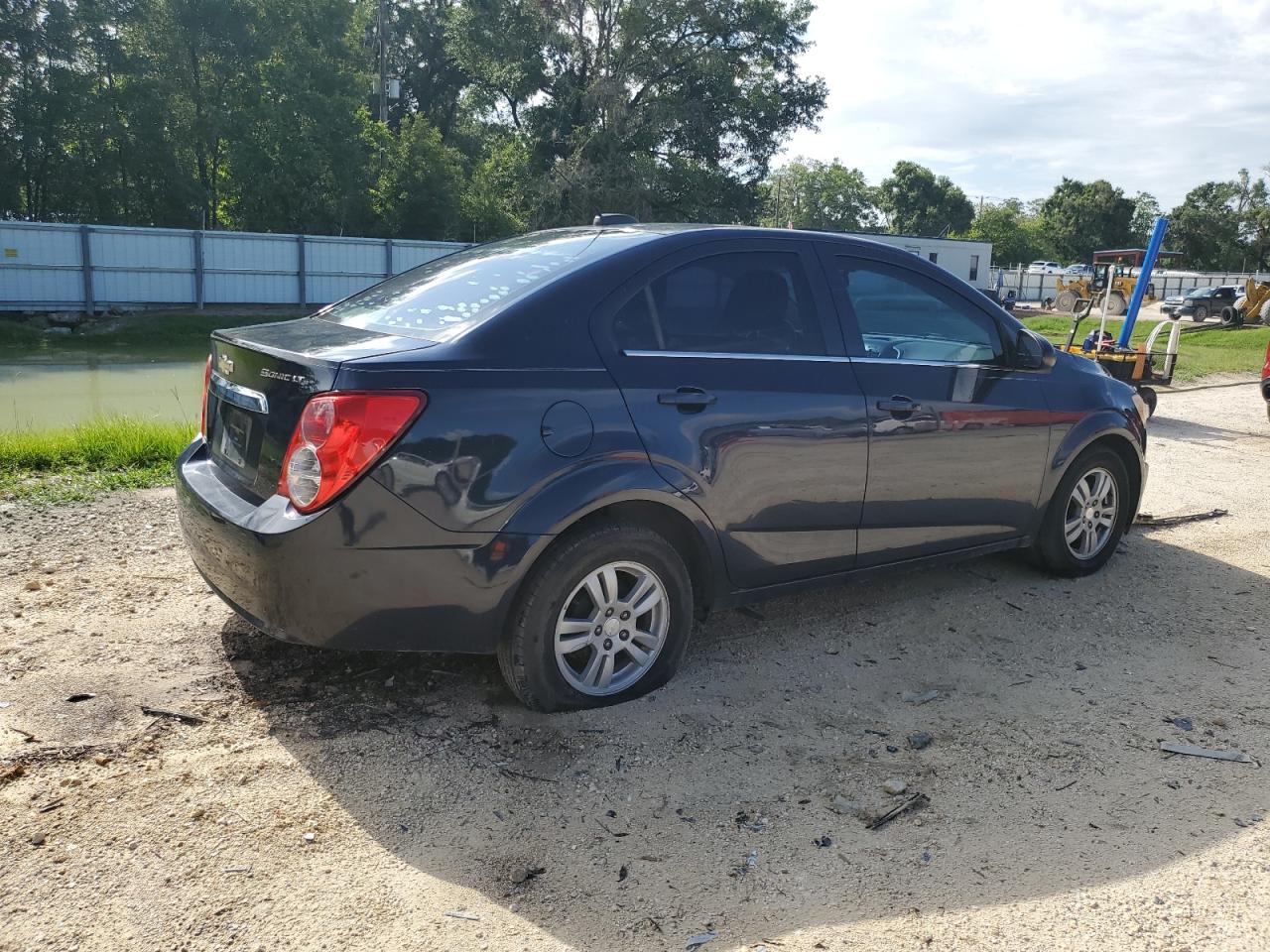 Chevrolet Sonic lt 2015