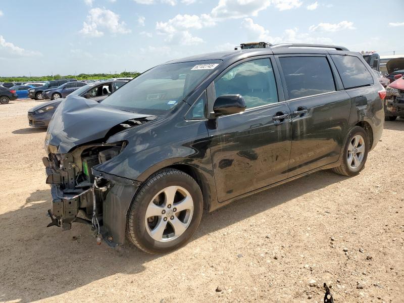 TOYOTA SIENNA LE