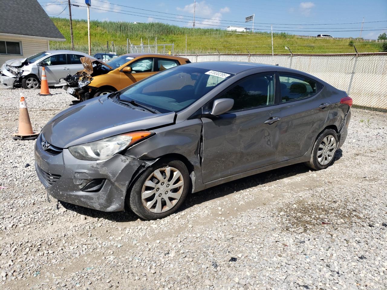 HYUNDAI ELANTRA GLS