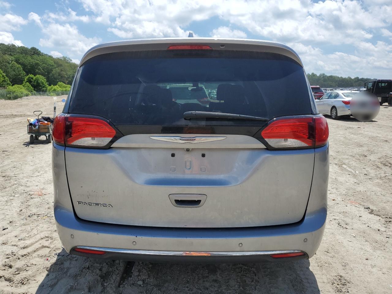 CHRYSLER PACIFICA TOURING L