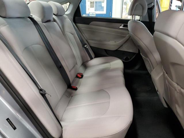 2015 HYUNDAI SONATA SE 5NPE24AF1FH209401