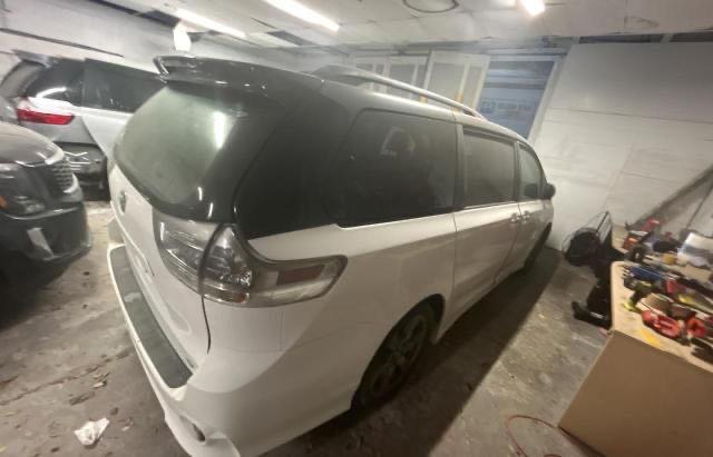 Vin: 5tdxz3dc1js918378, lot: 62154135, toyota sienna se 20184