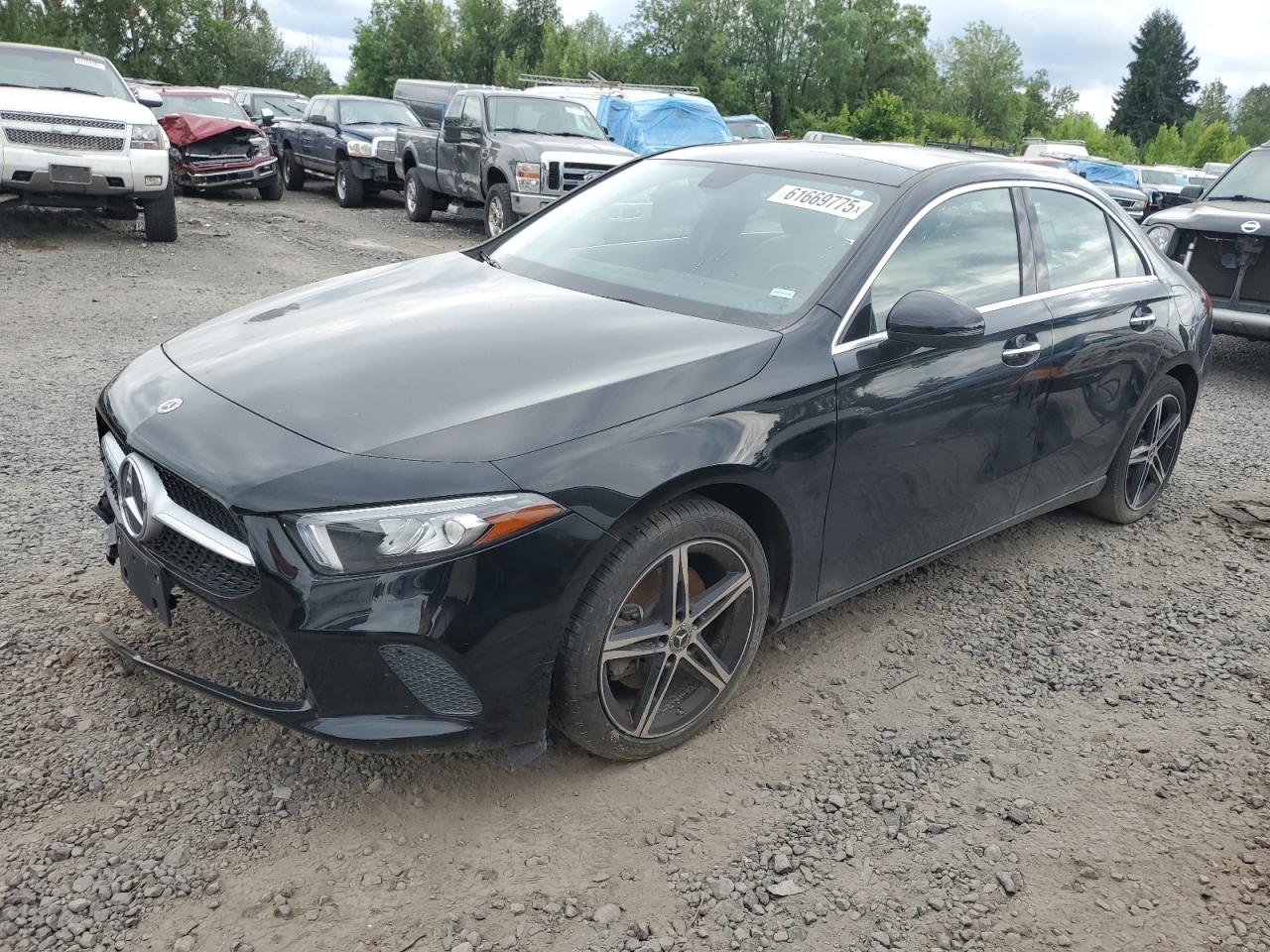 MERCEDES-BENZ A-CLASS 220 4MATIC