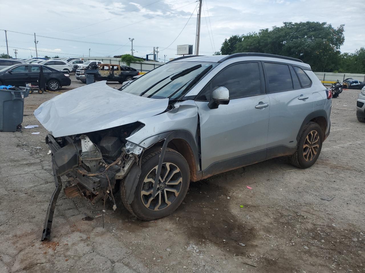 TOYOTA COROLLA CROSS LE