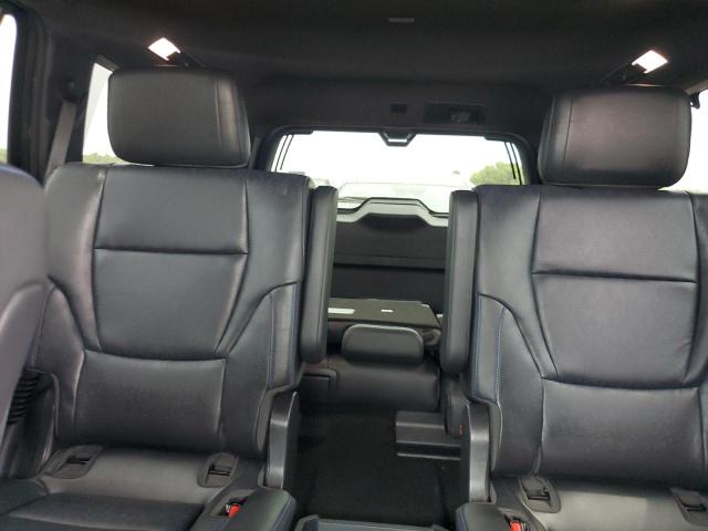 2024 TOYOTA SEQUOIA SR 7SVAAABAXRX032980