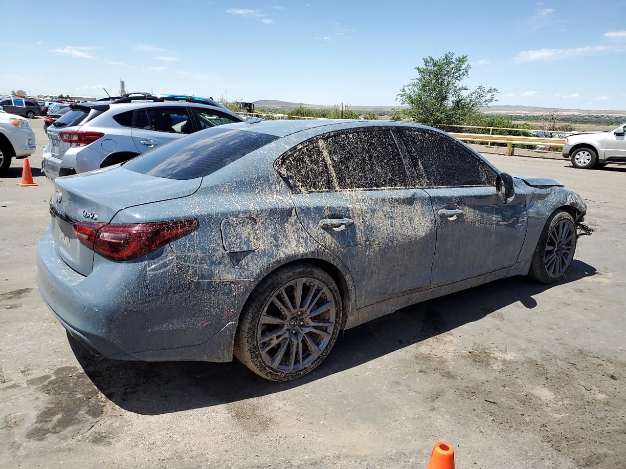 INFINITI Q50 RED SPORT 400