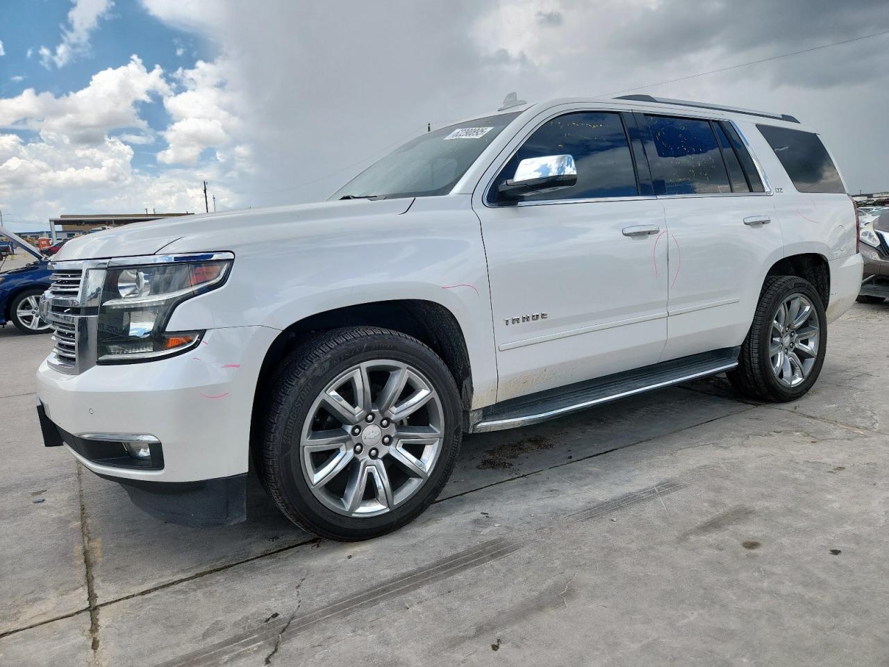 CHEVROLET TAHOE C1500 LTZ