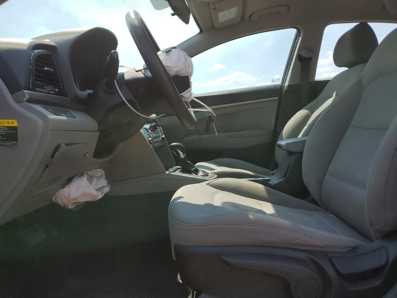 Lot #3207436161 2017 HYUNDAI ELANTRA SE