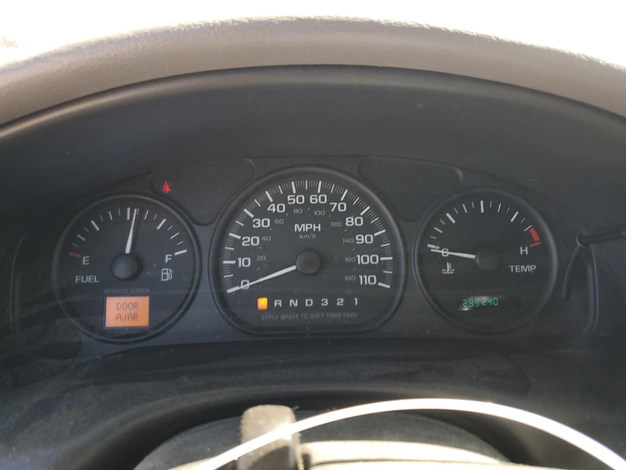 Lot #3303633928 2004 CHEVROLET VENTURE