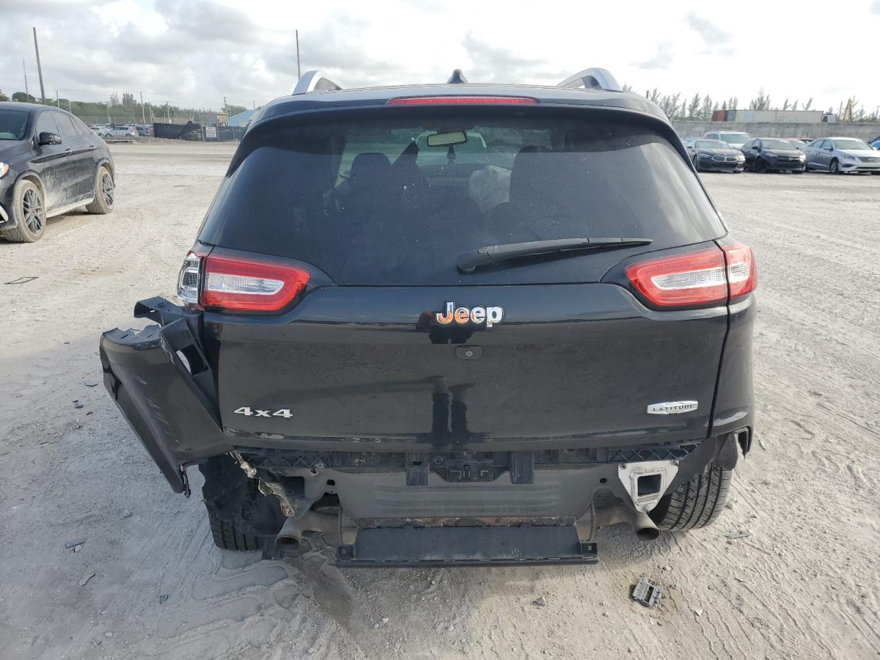 Jeep Cherokee l 2015
