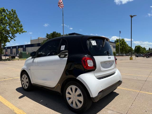 Vin: wmefj5da4gk076070, lot: 62217625, smart fortwo 20163