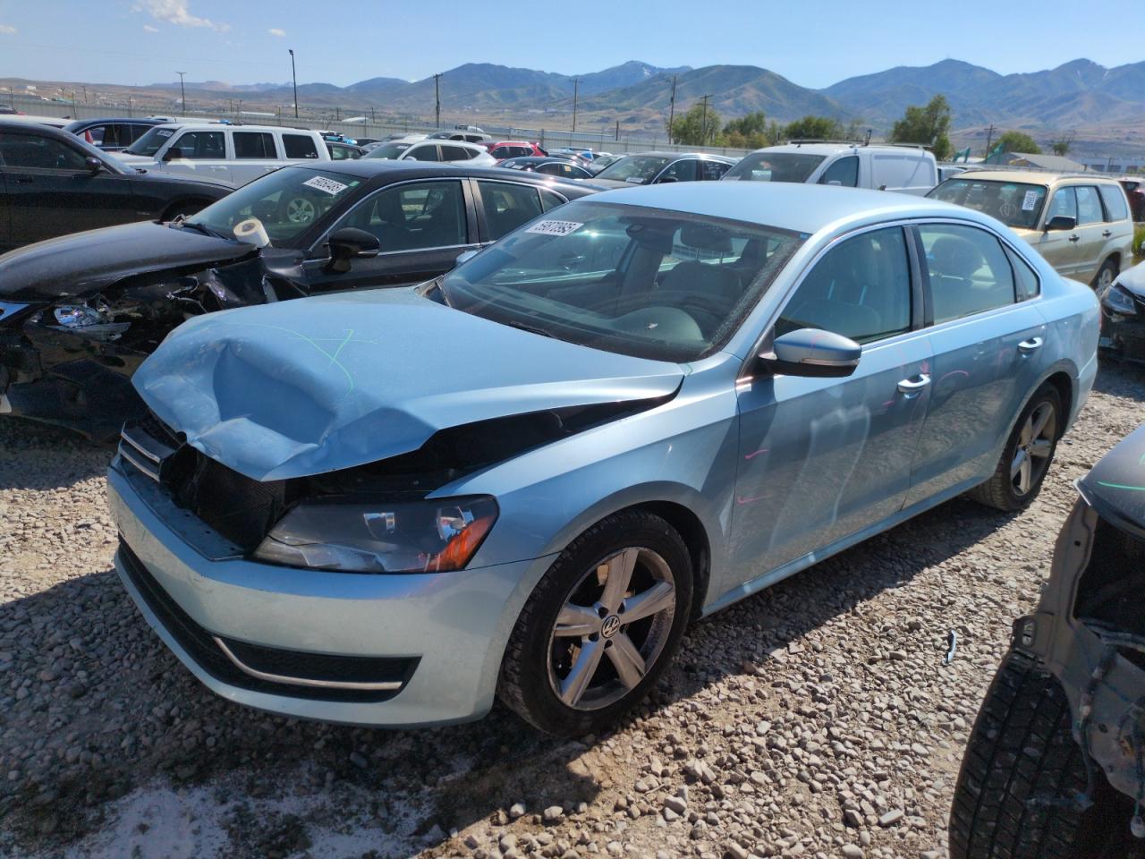 VOLKSWAGEN PASSAT SE