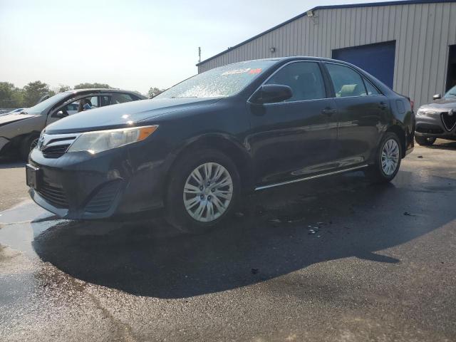 TOYOTA CAMRY BASE