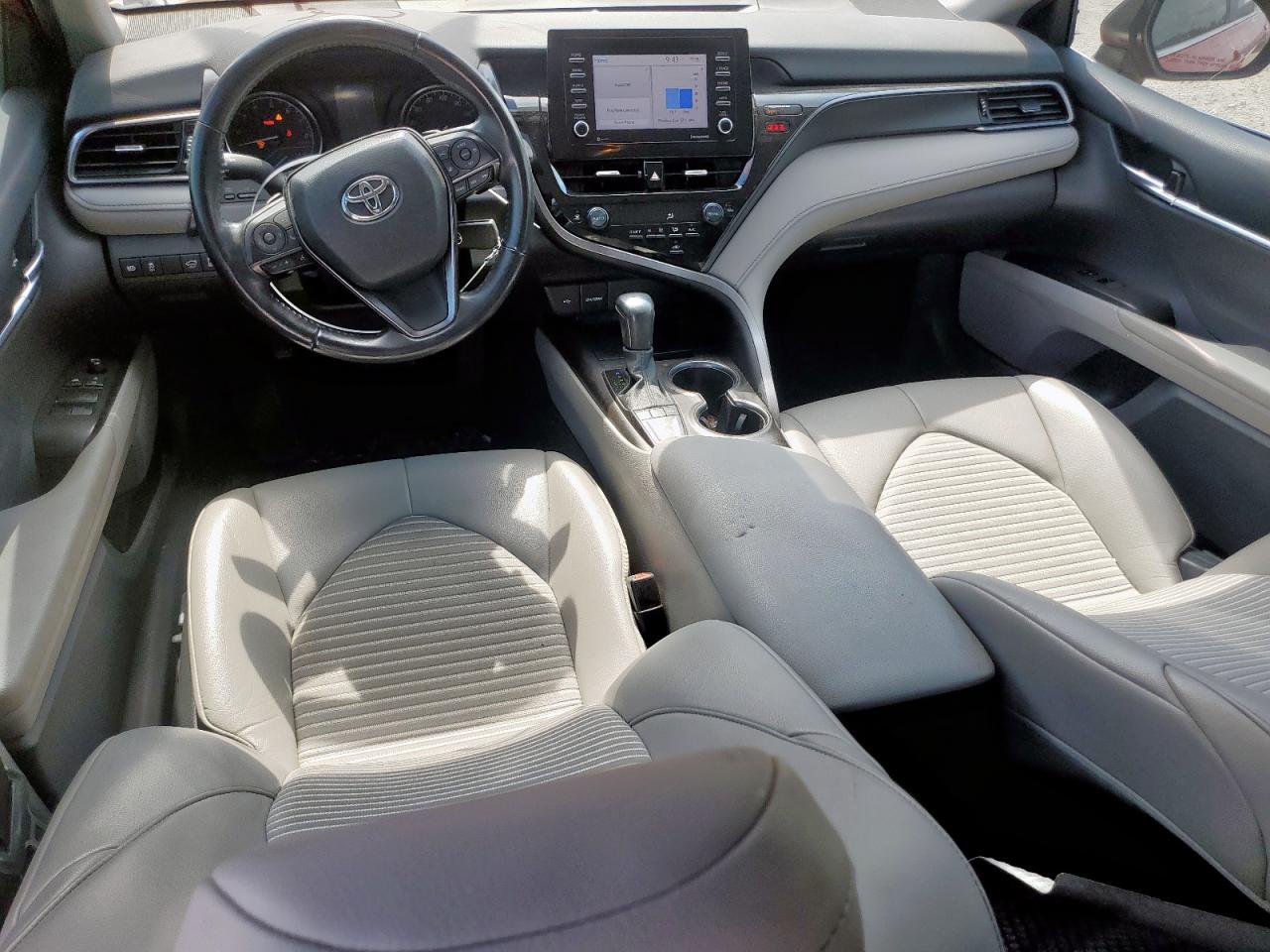 TOYOTA CAMRY SE NIGHT SHADE