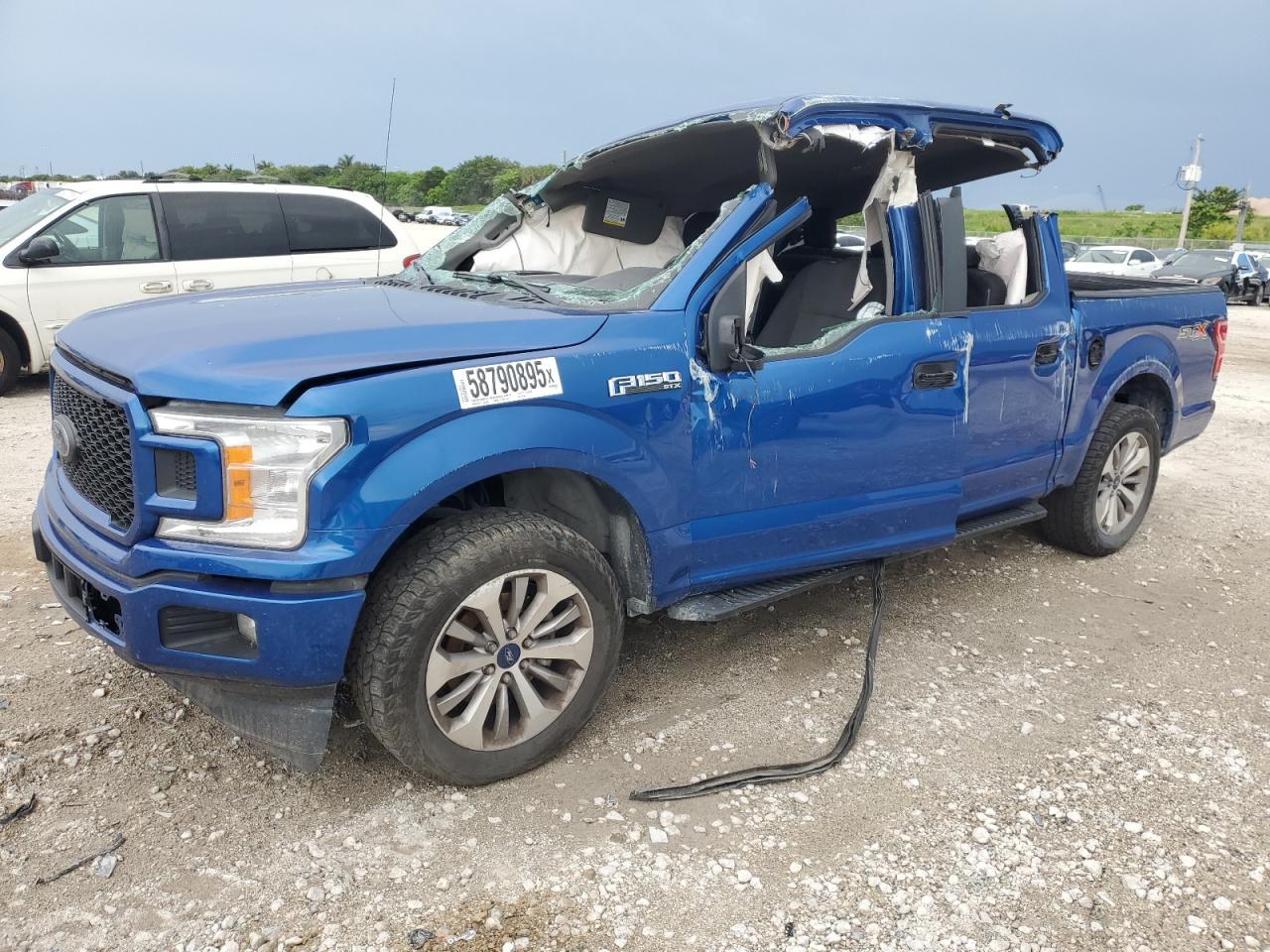 FORD F-150 SUPERCREW