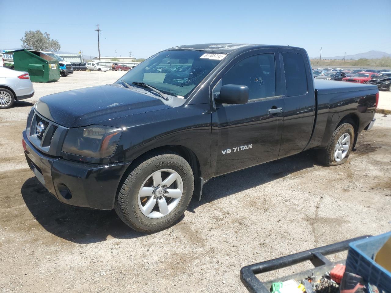 NISSAN TITAN S