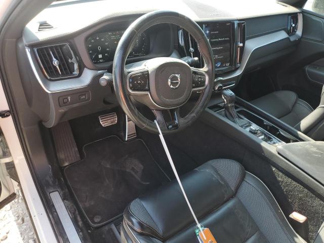 2021 VOLVO XC60 T5 R- YV4102RM9M1709593