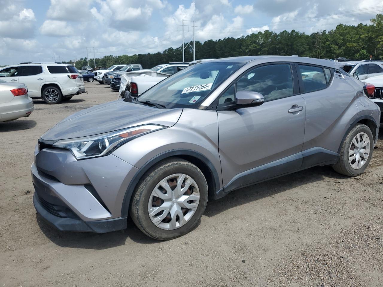 TOYOTA C-HR XLE